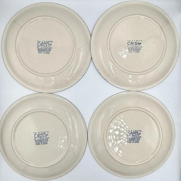 Tienshan Folk Craft Dinner Plate Cabin In The Snow Christmas Red Dots 10-3/8" - Picture 4 of 6